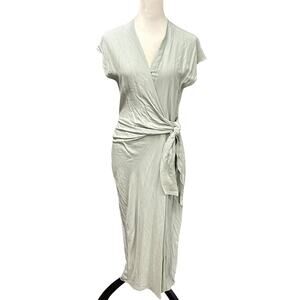Effortless Chic Sage Maxi Dress r//c Tie Front Minimalist Capsule Size S